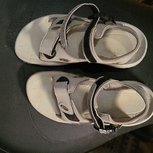 Merrell sandals - Picture 3 of 6